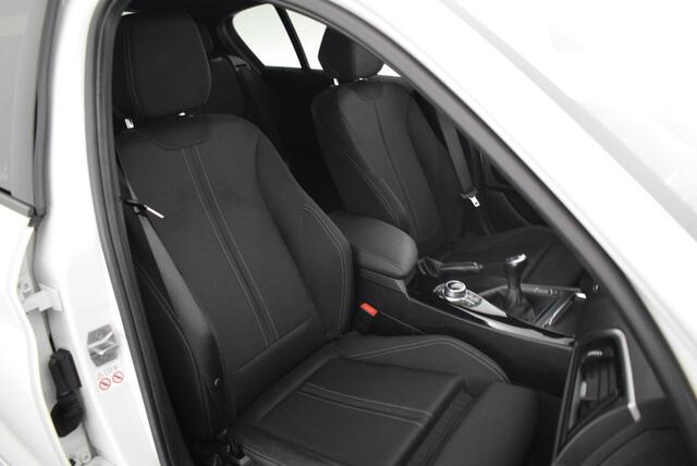 BMW 1-SERIE 116i 110pk Edition Sport Line Shadow Executive Led Navigatie