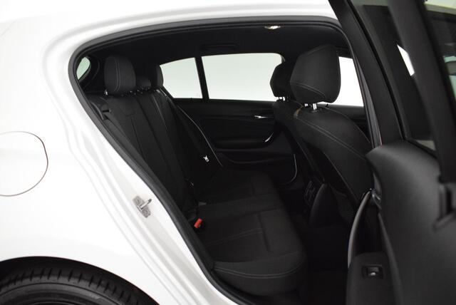 BMW 1-SERIE 116i 110pk Edition Sport Line Shadow Executive Led Navigatie