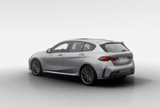 BMW 1-SERIE 123 xDrive | M Sport Pro | Premium Pack | Glazen Panoramadak