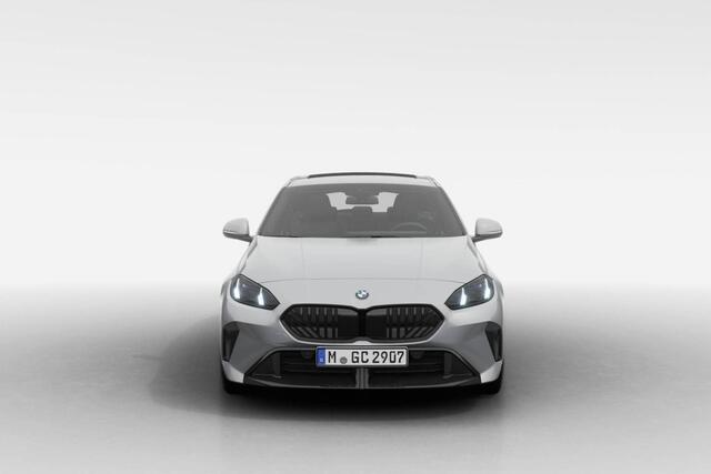 BMW 1-SERIE 123 xDrive | M Sport Pro | Premium Pack | Glazen Panoramadak