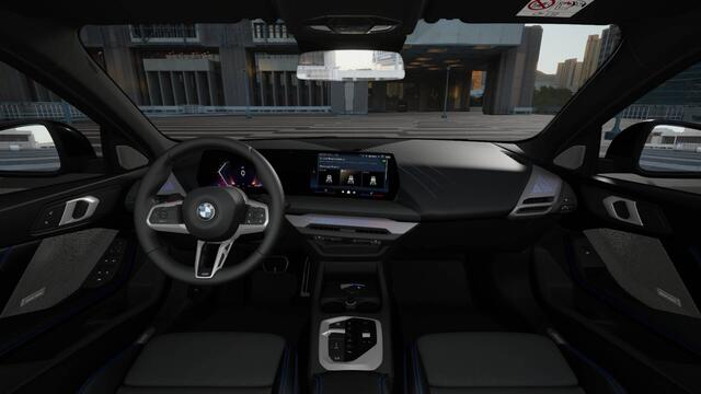 BMW 1-SERIE 120 M Sport Automaat / Sportstoelen / Adaptieve LED / Comfort Access / M Adaptief onderstel / Parking Assistant / Harman-Kardon