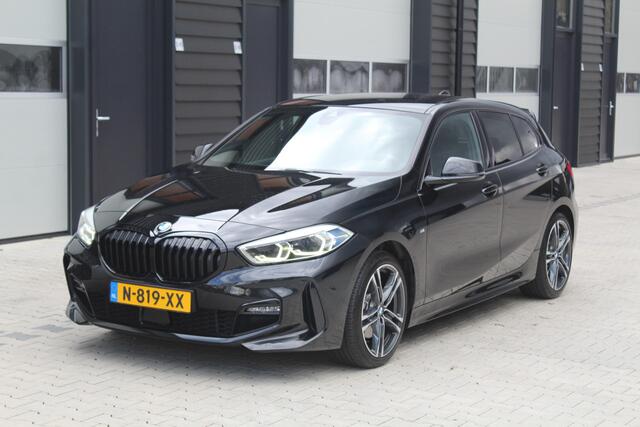 BMW 1-SERIE 118i M-sport | Kuipstoelen | Dealer onderhouden