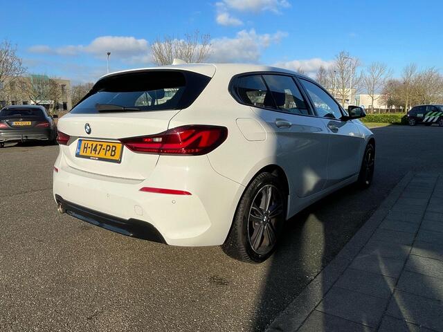 BMW 1-SERIE 118i High Executive