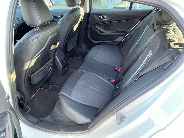 BMW 1-SERIE 118i High Executive