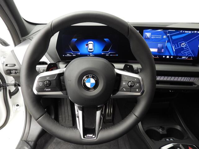 BMW 1-SERIE 5-deurs 120 | M-Sportpakket | LED | Navigatie | Elektr. zetels | Stoelverwarming | Keyles go | DAB | Harman-kardon sound | Alu 19 inch