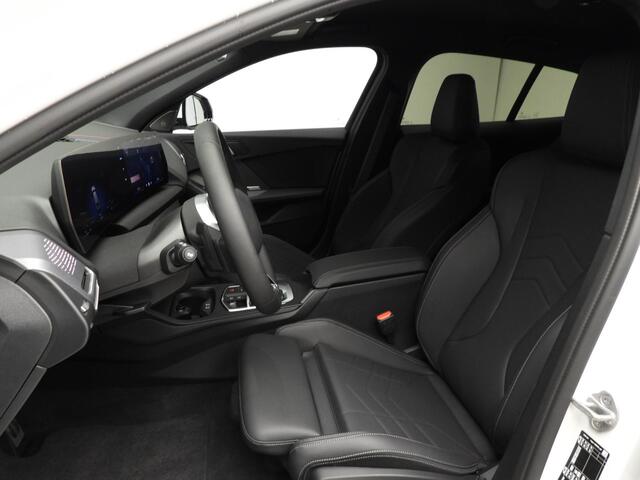 BMW 1-SERIE 5-deurs 120 | M-Sportpakket | LED | Navigatie | Elektr. zetels | Stoelverwarming | Keyles go | DAB | Harman-kardon sound | Alu 19 inch