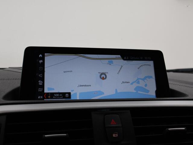 BMW 1-SERIE 118i AUT8 5-DEURS M-SPORT INTERIEUR + EXTERIEUR | NAVI PROFESSIONAL | CAMERA | STOELVERW.