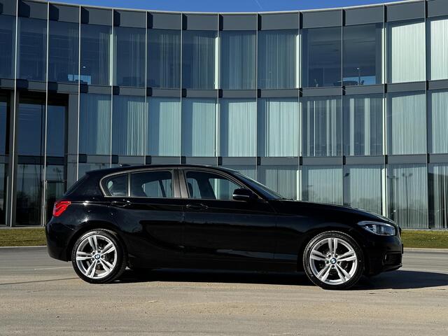 BMW 1-SERIE 116i Centennial Executive LED Navi onbeschadigde 18" Originele BMW velgen