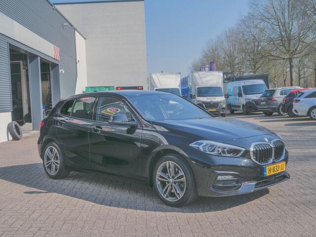BMW 1-SERIE 118i Executive Ed. NL Auto Automaat