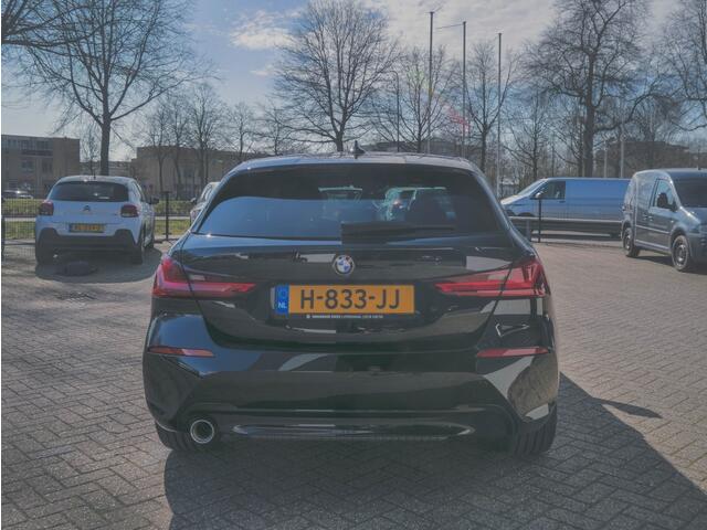 BMW 1-SERIE 118i Executive Ed. NL Auto Automaat