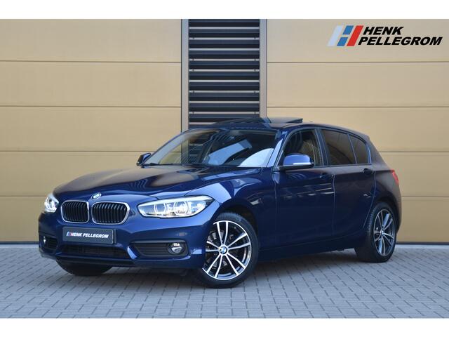 BMW 1-SERIE 118i Executive * Glasdak * Leder * LED * PDC achter * Dealer onderhouden *