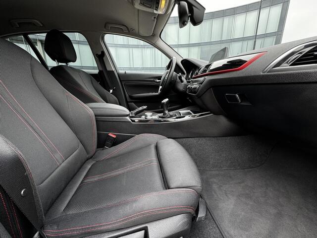 BMW 1-SERIE 118i Edition Sport Line Shadow Executive Navi pdc sportstoelen