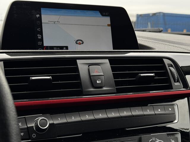 BMW 1-SERIE 118i Edition Sport Line Shadow Executive Navi pdc sportstoelen