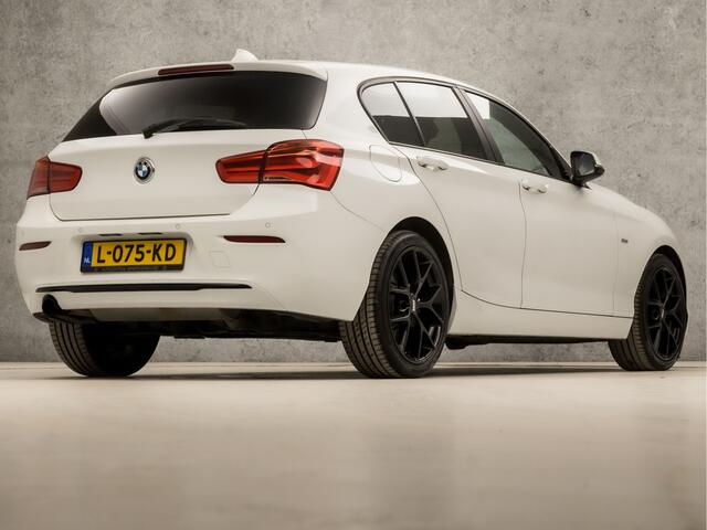 BMW 1-SERIE 118i High Executive Sportline (NAVIGATIE, CLIMATE, STOELVERWARMING, LED KOPLAMPEN, GETINT GLAS, SPORTSTOELEN, PARKEERSENSOREN, CRUISE, NIEUWE APK, NIEUWSTAAT)