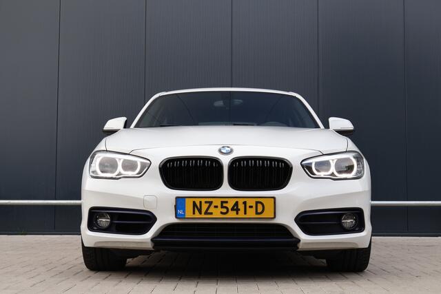 BMW 1-SERIE 118i High Executive Automaat | M-Sportstuur | Leer | Stoelverwarming | Sportstoelen | Schuif / kanteldak | M-pakket details | Professional Navi
