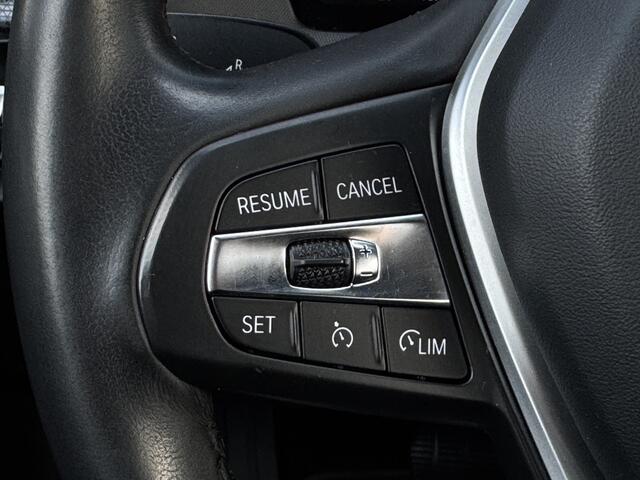 BMW 1-SERIE 118i Executive Edition Prijs Inclusief Onderhoud & 12 Maand BOVAG Garantie | Trekhaak Afneembaar | Climate Control |