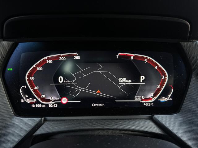 BMW 1-SERIE 118i Executive Edition Prijs Inclusief Onderhoud & 12 Maand BOVAG Garantie | Trekhaak Afneembaar | Climate Control |