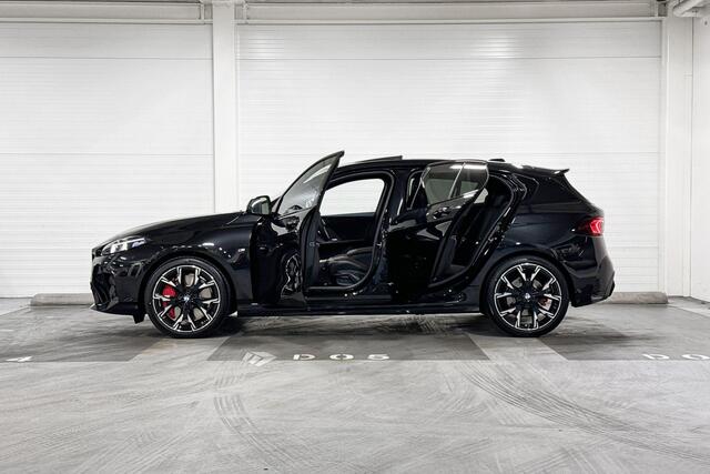BMW 1-SERIE 120 | M-Sport Pro | Innovation Pack | Driving Assistant Plus | Harman/Kardon | Panoramadak | Comfort Access