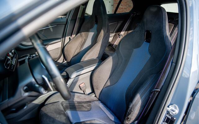 BMW 1-SERIE 128ti High Executive *Sportstoelen Alcantara | Harman Kardon | MAXTON | Head-Up | PANO*