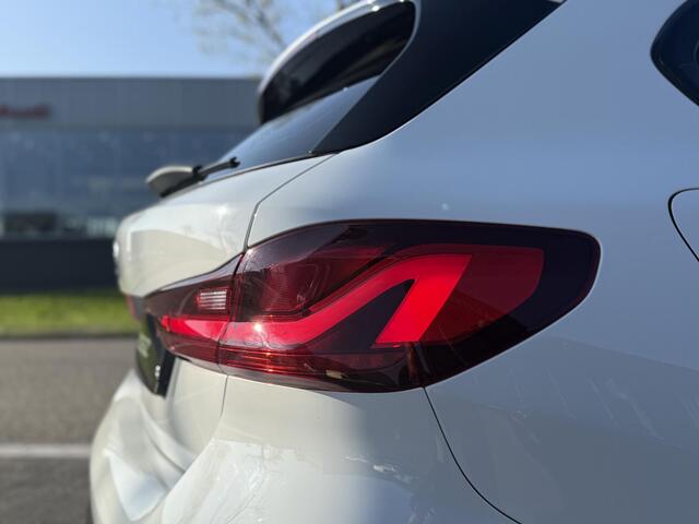 BMW 1-SERIE 118i High Executive M sport AUT Headup