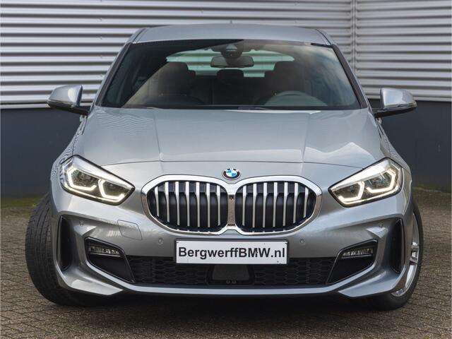 BMW 1-SERIE 118i M-Sport - Live Cockpit Prof - LED - Stoelverwarming