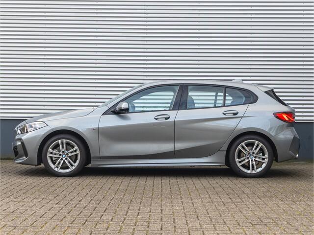 BMW 1-SERIE 118i M-Sport - Live Cockpit Prof - LED - Stoelverwarming