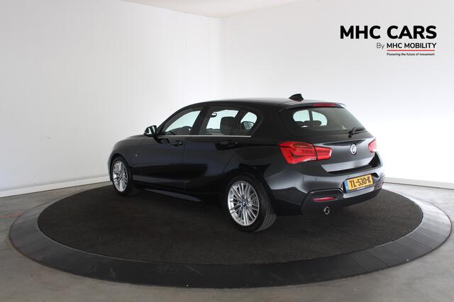 BMW 1-SERIE 118i Corporate Lease Executive | Verwacht | M-Sport | Schuif/kanteldak |