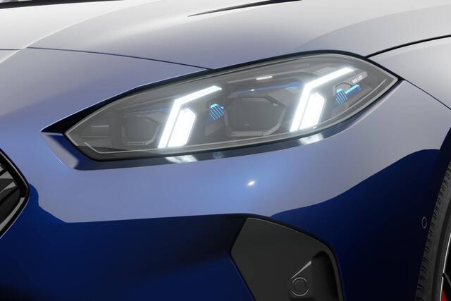BMW 1-SERIE 120 | M Sport Pro | Premium Pack | Glazen Panoramadak
