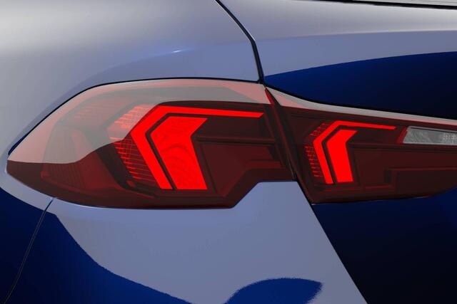 BMW 1-SERIE 120 | M Sport Pro | Premium Pack | Glazen Panoramadak