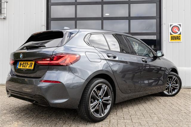 BMW 1-SERIE 118i Sport Line Business Edition ?Shadowline?NAV?Getint glas
