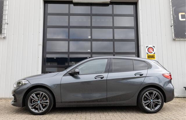 BMW 1-SERIE 118i Sport Line Business Edition ?Shadowline?NAV?Getint glas