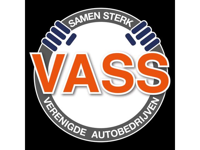BMW 1-SERIE 118i High Executive M Sport | Stoelverwarming | Navigatie | Cruise Control | Keyless | LCI2 | Parkeersensoren | DAB | Shadow Line | M Sport Remmen | HIFI | LED