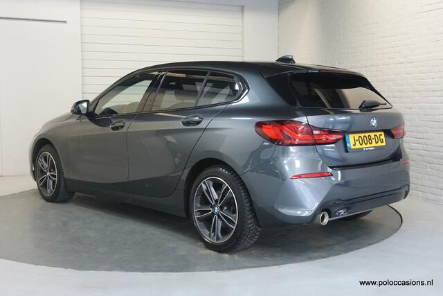 BMW 1-SERIE 118i Sport-line | Sportinter | DAB+ | Automaat | Carplay