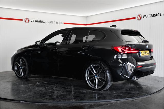 BMW 1-SERIE 118i M Sport Shadow line ambient light