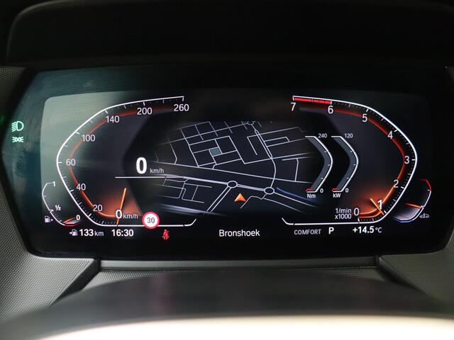 BMW 1-SERIE 118i High Executive Edition M Sport M Sport SUPERSPORT stoelen + Open Panoramadak !
