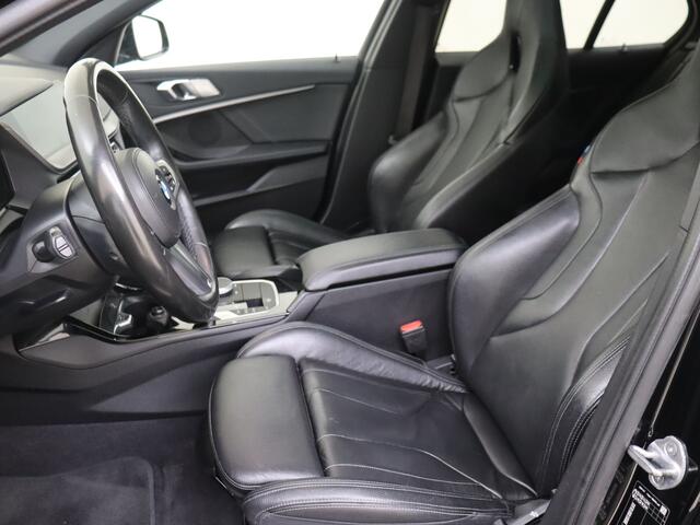 BMW 1-SERIE 118i High Executive Edition M Sport M Sport SUPERSPORT stoelen + Open Panoramadak !