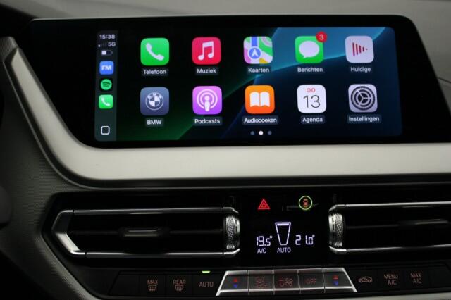 BMW 1-SERIE 218I Executive edition Sedan