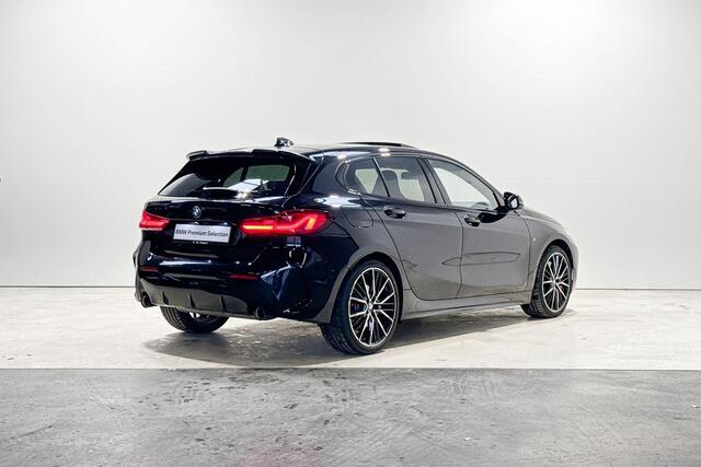 BMW 1-SERIE 5-deurs 120i M Sportpakket Pro Aut.