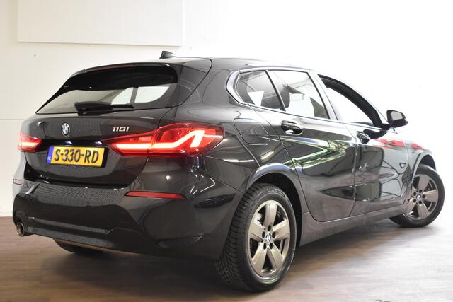 BMW 1-SERIE 118I INTRODUCTION EDITION CARPLAY/PDC/VIRTUAL