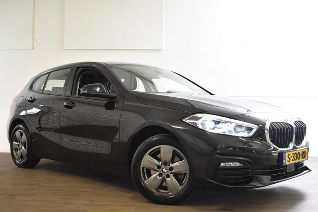 BMW 1-SERIE 118I INTRODUCTION EDITION CARPLAY/PDC/VIRTUAL