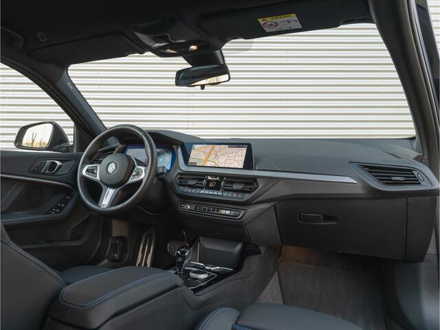 BMW 1-SERIE 118i M-Sport - Live Cockpit Prof - LED - Stoelverwarming