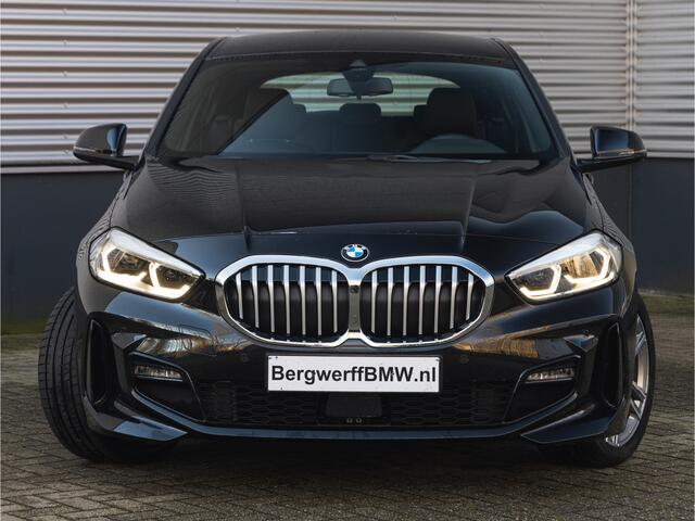 BMW 1-SERIE 118i M-Sport - Live Cockpit Prof - LED - Stoelverwarming