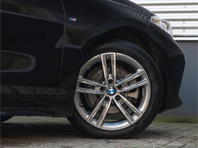 BMW 1-SERIE 118i M-Sport - Live Cockpit Prof - LED - Stoelverwarming