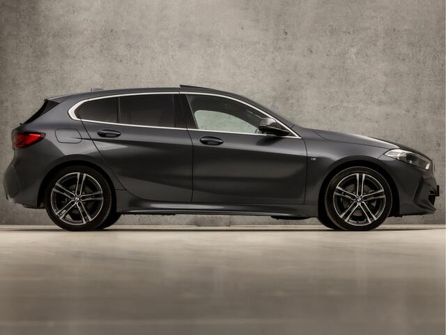 BMW 1-SERIE 118i M Sport High Executive Automaat (PANORAMADAK, M PAKKET, APPLE CARPLAY, GROOT NAVI, STOELVERWARMING, LEDEREN SPORTSTOELEN, CAMERA, GETINT GLAS, M SPORT BESTURING, SFEERVERLICHTING, NIEUWE APK, NIEUWSTAAT)