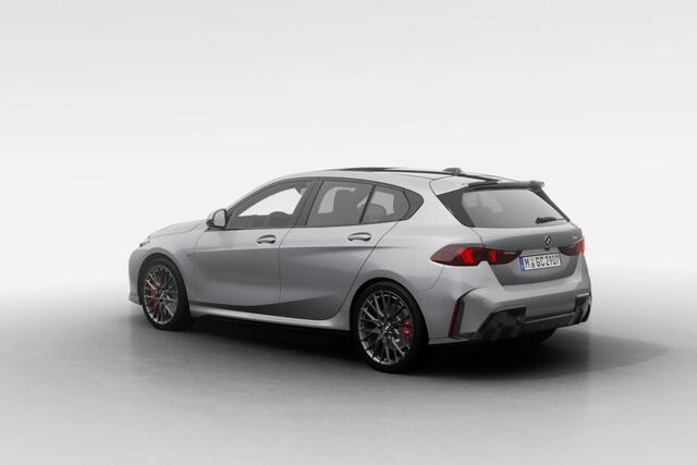 BMW 1-SERIE 120 | M Sport Pro | Premium Pack | Glazen Panoramadak