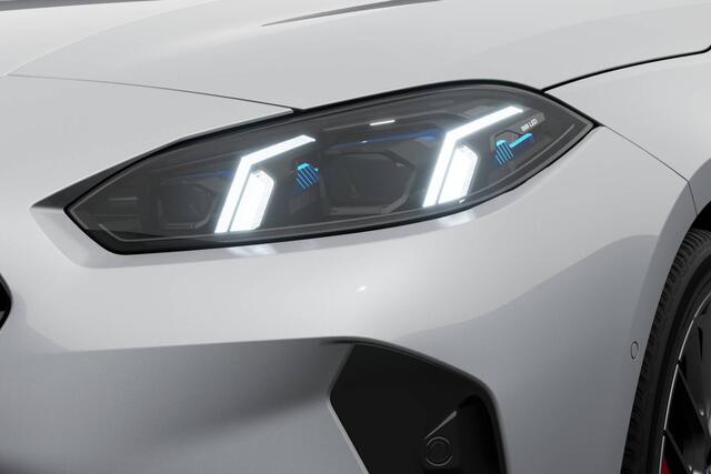 BMW 1-SERIE 120 | M Sport Pro | Premium Pack | Glazen Panoramadak