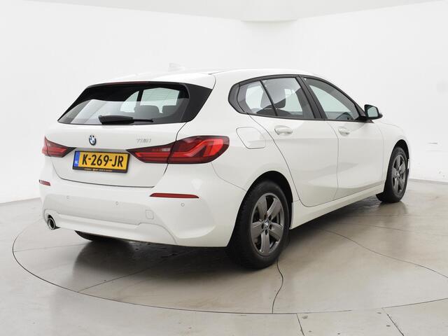 BMW 1-SERIE 118i AUT. EXECUTIVE EDITION + SPORTSTOELEN | STOELVERWARMING | APPLE CARPLAY