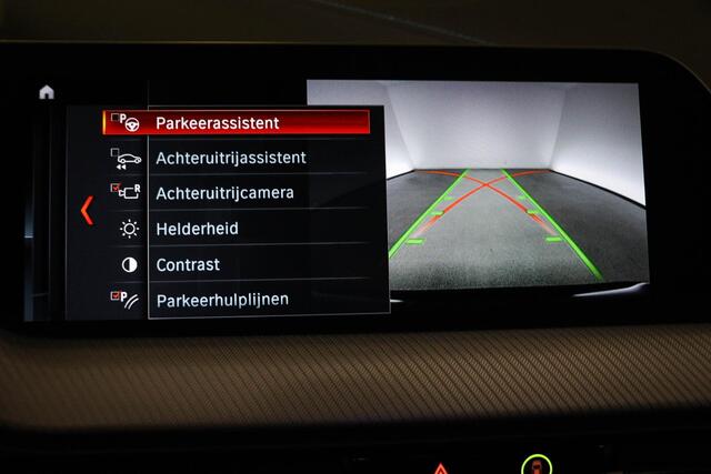 BMW 1-SERIE 118i M-Sport High Executive | DRIVING ASSISTANT- PACK | STUURVERWARMING | APPLE | CAMERA