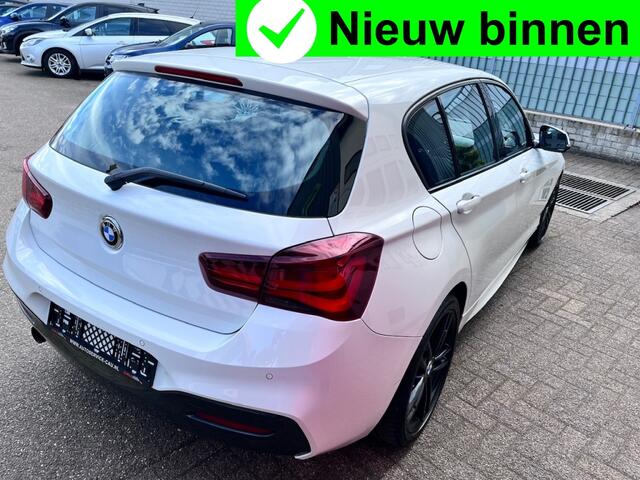 BMW 1-SERIE 1er - 118i M Sport shadow Keyless|Leer|LED|PDC|18inch