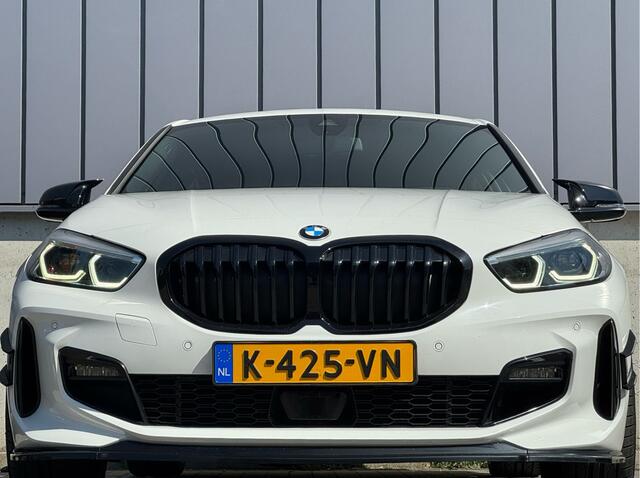 BMW 1-SERIE 118i 140PK Automaat M-Performance Shadow Virtual Cockpit